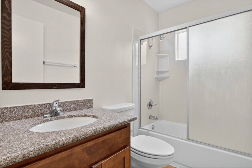 More Photos Of 273 Macarthur Blvd, Oakland Apartments For Sale