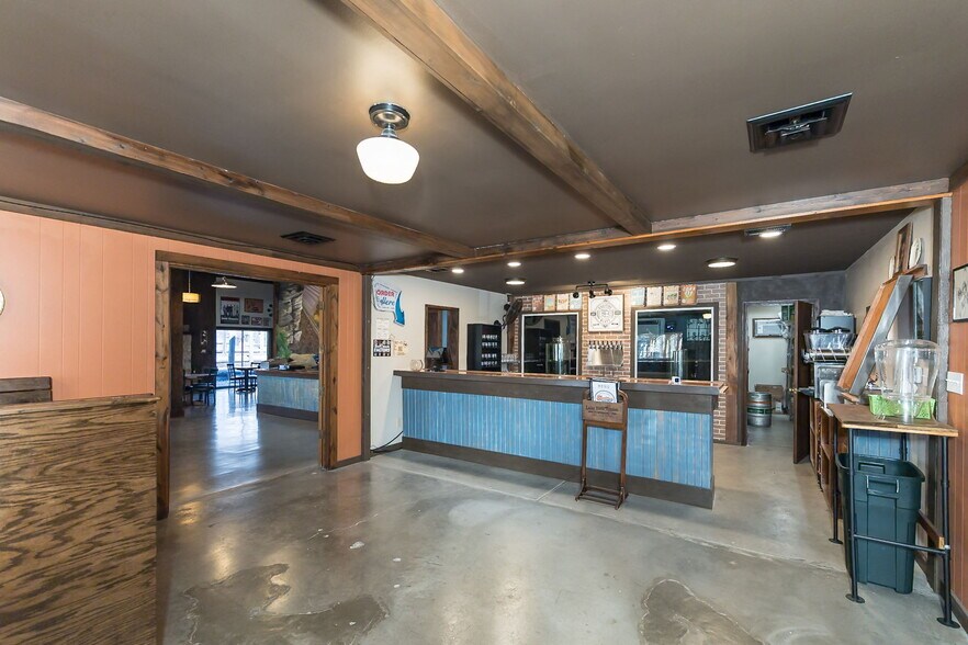 More Photos Of 3166 Highway B, Berger Winery Vineyard For Sale