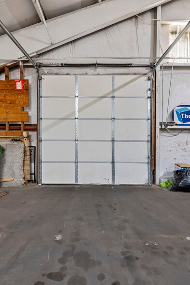 More Photos Of 721 N 2nd St, Rogers General Retail For Lease