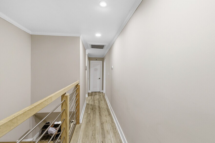 More Photos Of 4651 Roswell Rd NE, Atlanta Medical For Lease