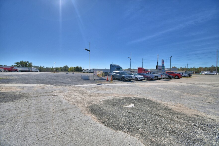 More Photos Of 16311 Highway 27, Lake Wales Service Station For Sale