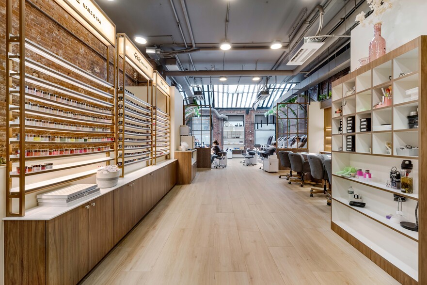 More Photos Of 345 Greenwich St, New York Apartments For Sale