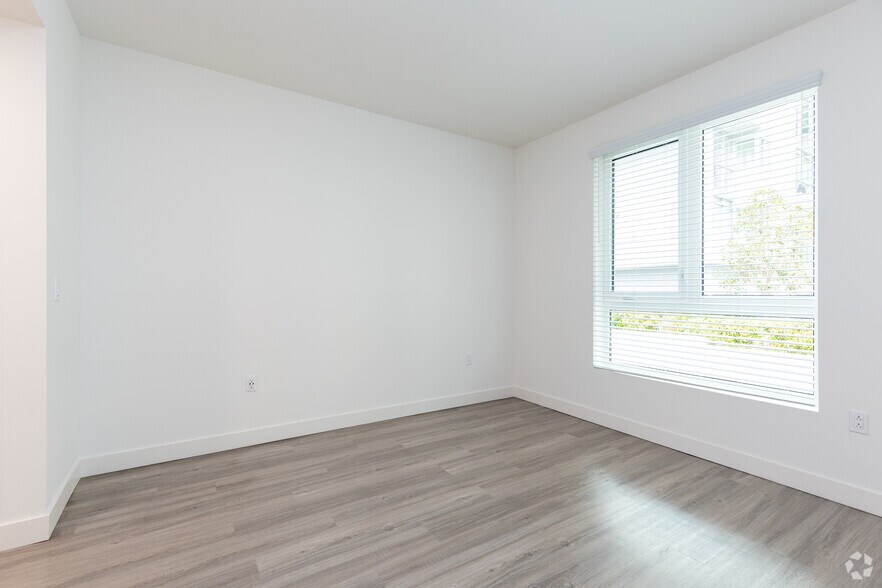 More Photos Of 11311 Chandler Blvd, North Hollywood Apartments For Lease