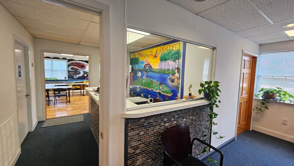 More Photos Of 14300 Gallant Fox Ln, Bowie Medical For Sale