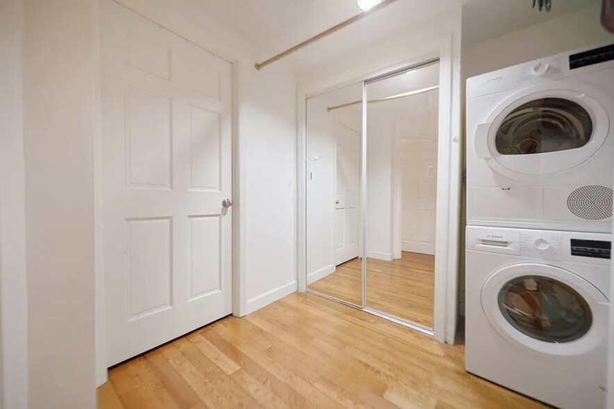 More Photos Of 222 E 18th St, New York Apartments For Sale