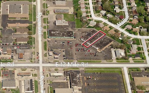 More Photos Of 4235-4239 E 12 Mile Rd, Warren Storefront For Lease