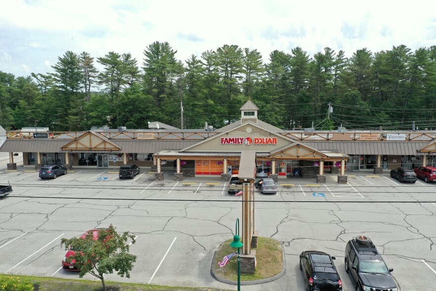 More Photos Of 1233 Roosevelt Trl, Raymond Storefront For Lease