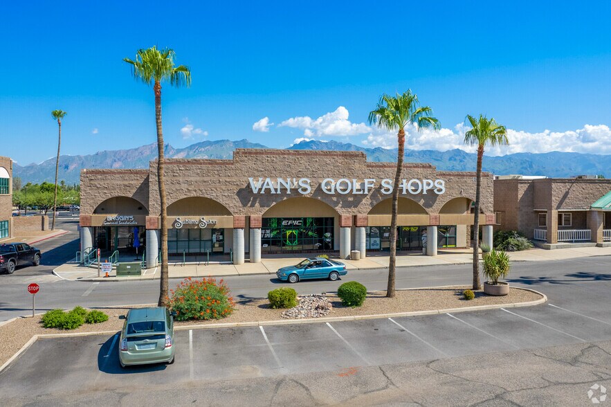 More Photos Of 4861 E Grant Rd, Tucson Freestanding For Lease