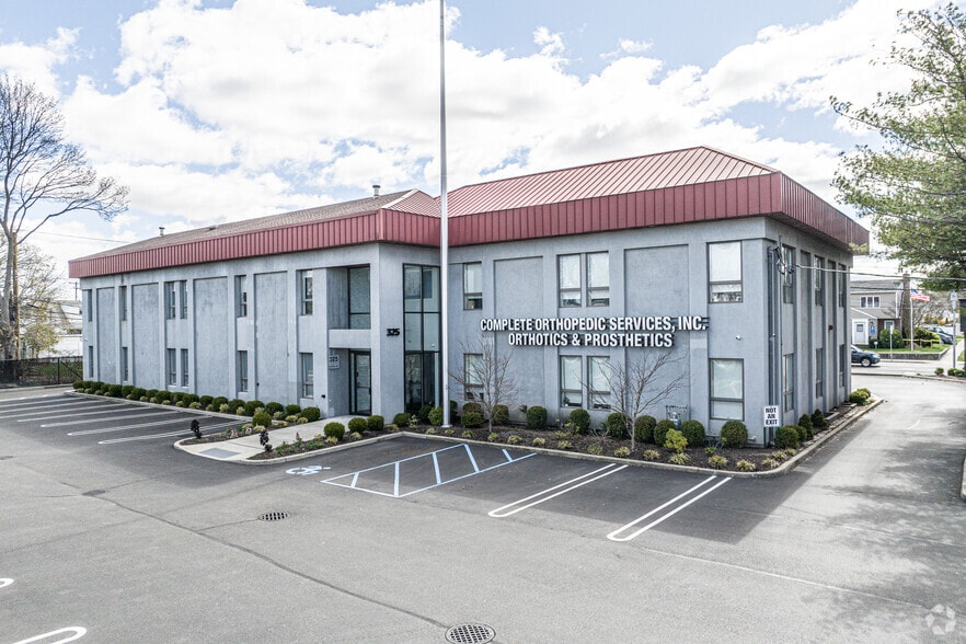 More Photos Of 325 Merrick Ave, East Meadow Medical For Sale