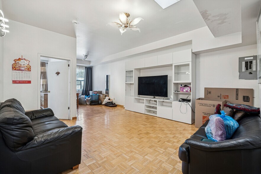 More Photos Of 841 Gerrard St E, Toronto General Retail For Sale