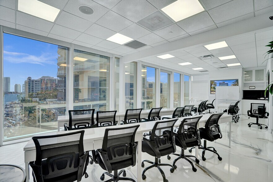 More Photos Of 18851 NE 29th Ave, Aventura Office For Lease