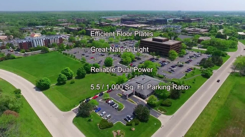 More Photos Of 1 Overlook Pt, Lincolnshire Unknown For Lease