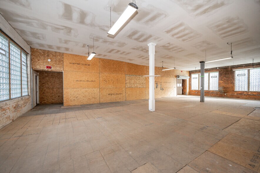 More Photos Of 1514 Kinney Ave, Cincinnati Warehouse For Sale