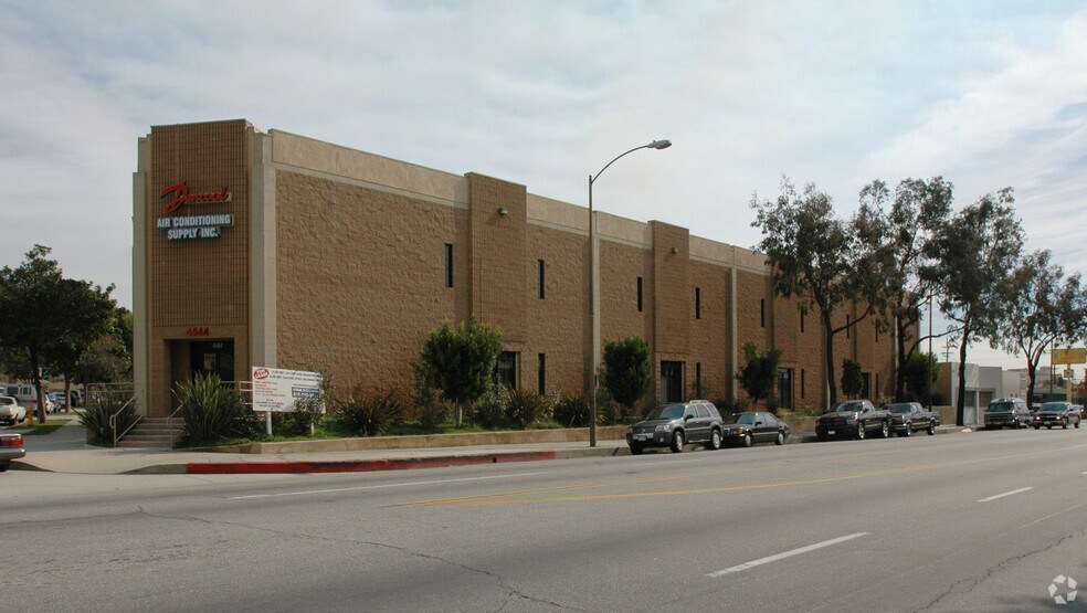 More Photos Of 4544 San Fernando Rd, Glendale Light Manufacturing For Lease