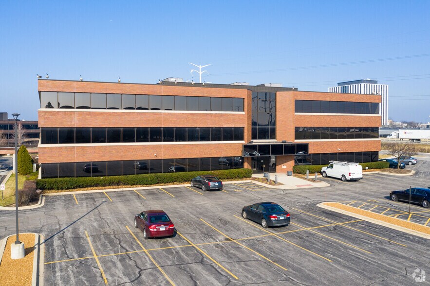 Primary Photo Of 1110 Jorie Blvd, Oak Brook Office For Lease