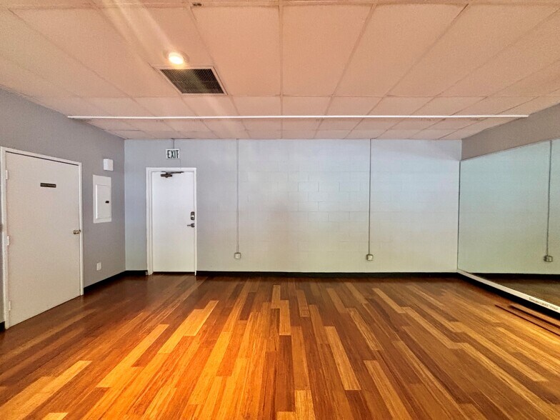 More Photos Of 2707 S Diamond Bar Blvd, Diamond Bar Loft Creative Space For Lease
