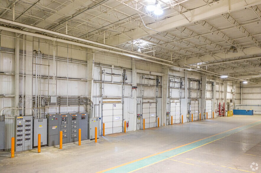 More Photos Of 120 Williamette Ln, Bowling Green Warehouse For Lease