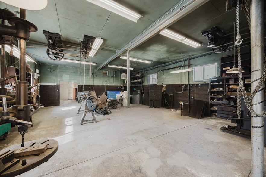 More Photos Of 240 7th st, Elko Industrial For Lease
