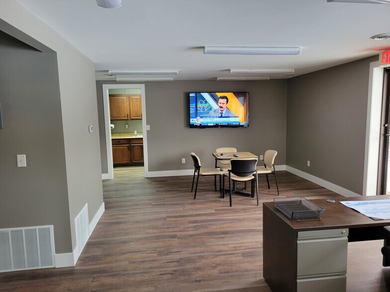 More Photos Of 9477 Vienna Rd, Otisville Medical For Sale