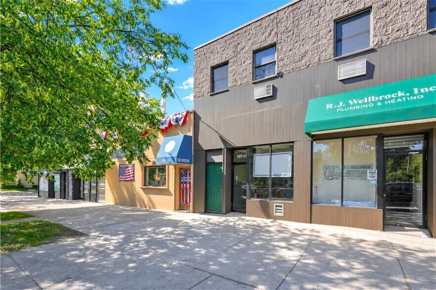 More Photos Of 10717 Metropolitan Ave, Forest Hills Flex For Sale