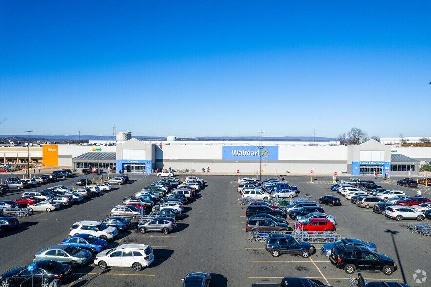 More Photos Of 5370 Allentown Pike, Temple Unknown For Lease