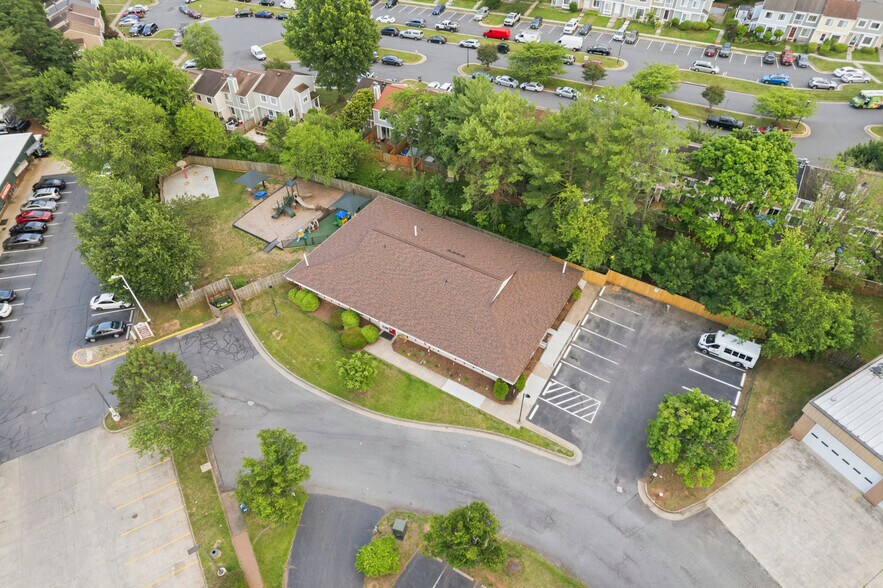 More Photos Of 83 Sugarland Run Dr, Sterling Daycare Center For Lease