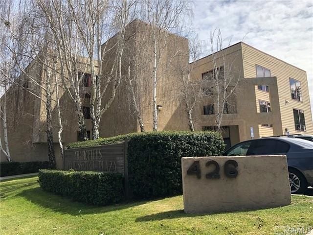More Photos Of 426 Barcellus Ave, Santa Maria Office For Sale