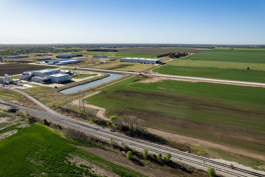 More Photos Of 135th, Maize Land For Sale