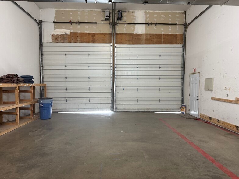 More Photos Of 6446 Road 3 NE, Moses Lake Flex For Lease