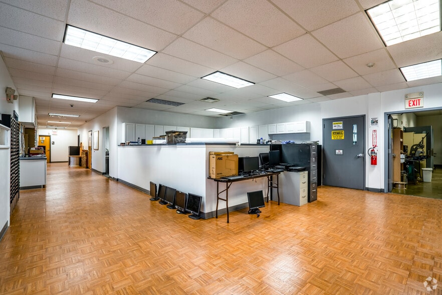 More Photos Of 20 Dutch Mill Rd, Ithaca Light Distribution For Lease