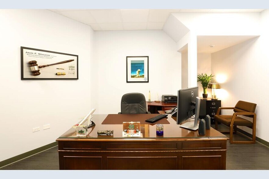 More Photos Of 9300 W Ogden Ave, Brookfield Office For Lease