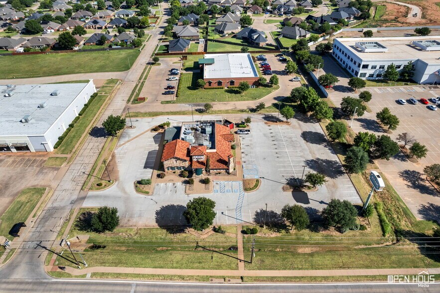 More Photos Of 4330 Kell Blvd, Wichita Falls Restaurant For Sale