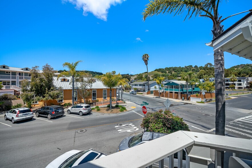 More Photos Of 74 San Francisco St, Avila Beach Flex For Sale