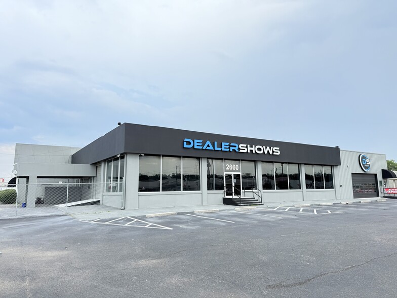 More Photos Of 2660 S Mendenhall Rd, Memphis Auto Repair For Sale