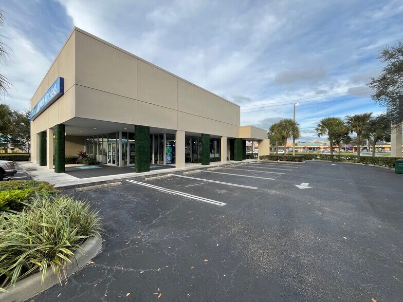 More Photos Of 3200-3600 SE Federal Hwy, Stuart Unknown For Lease