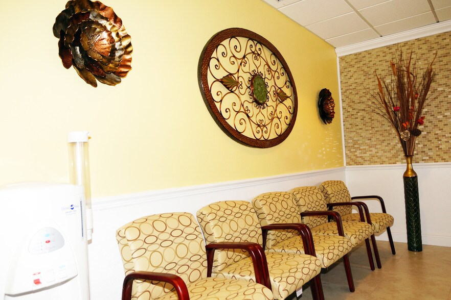 More Photos Of 7824 Lake Underhill Rd, Orlando Medical For Lease