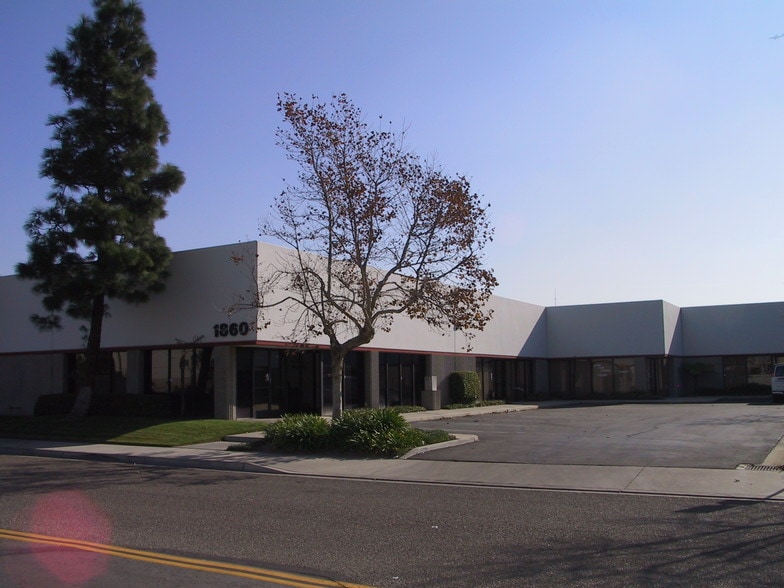 Primary Photo Of 1890 E Miraloma Ave, Placentia Unknown For Lease