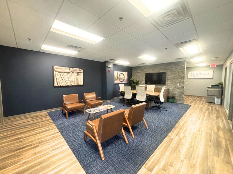 More Photos Of 1 Holtec Dr, Marlton Office For Lease