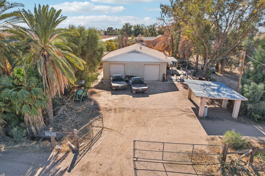 More Photos Of 15901 W Northern Ave, Litchfield Park General Retail For Sale