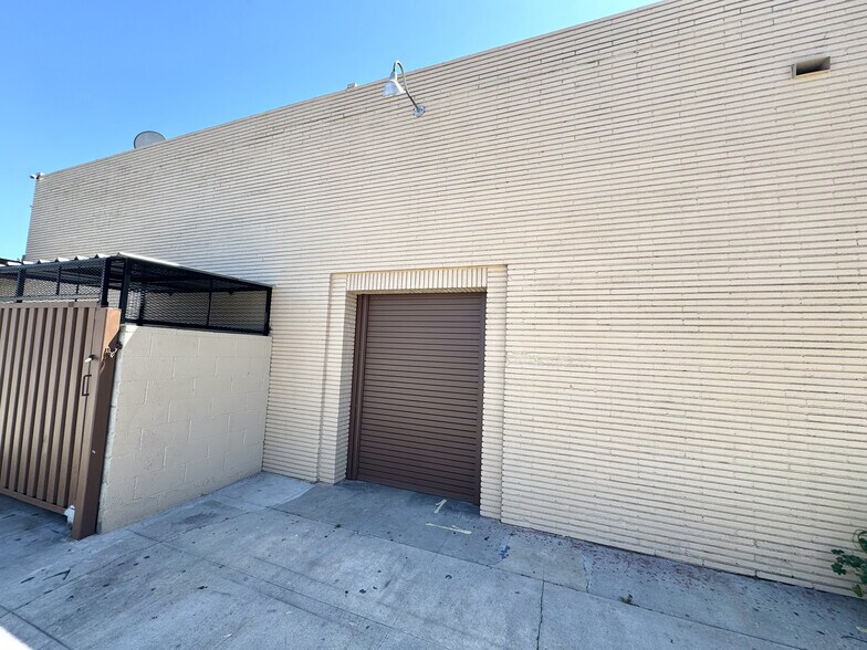 More Photos Of 1941 Atlantic Ave, Long Beach Convenience Store For Sale