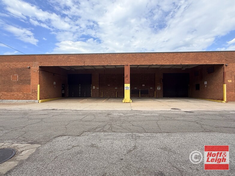 More Photos Of 1570 E 25th St, Cleveland Manufacturing For Lease