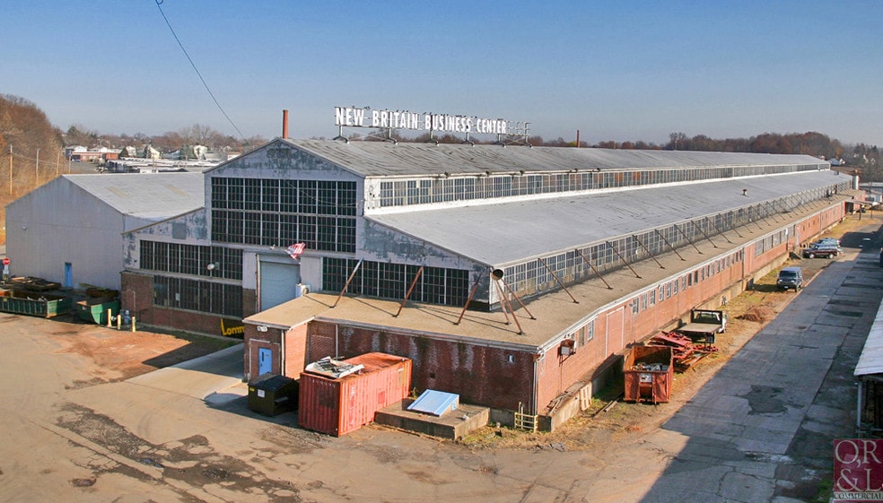 More Photos Of 221 South St, New Britain Unknown For Lease