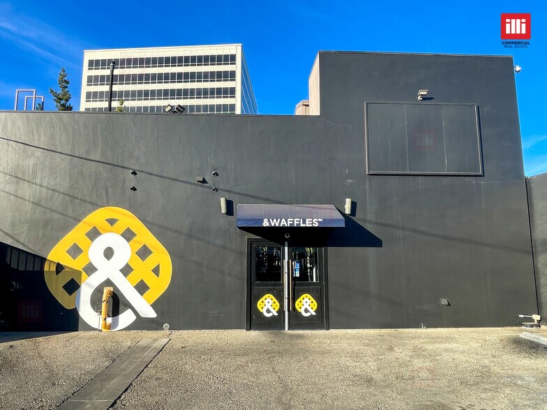 More Photos Of 21028 Ventura Blvd, Woodland Hills Restaurant For Sale