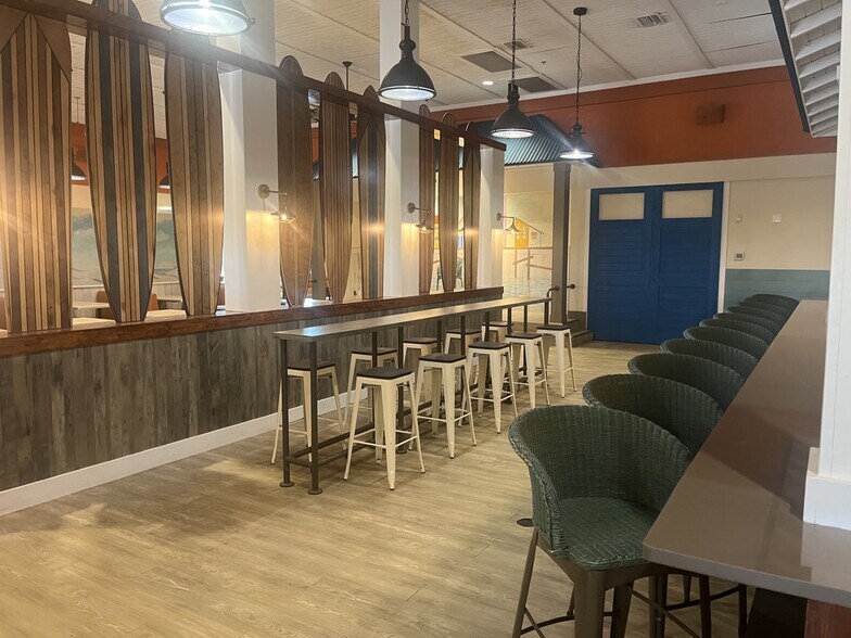 More Photos Of 22703 Perdido Beach Blvd, Orange Beach Restaurant For Lease