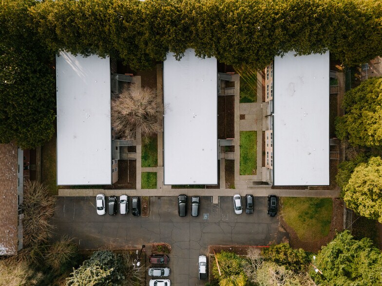 More Photos Of 2219-2231 SE 66th Ave, Portland Dormitory For Sale