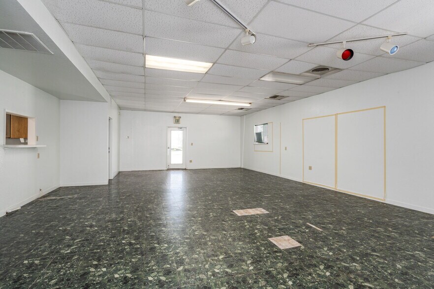 More Photos Of 1312 Robertson Blvd, Chowchilla Religious Facility For Sale