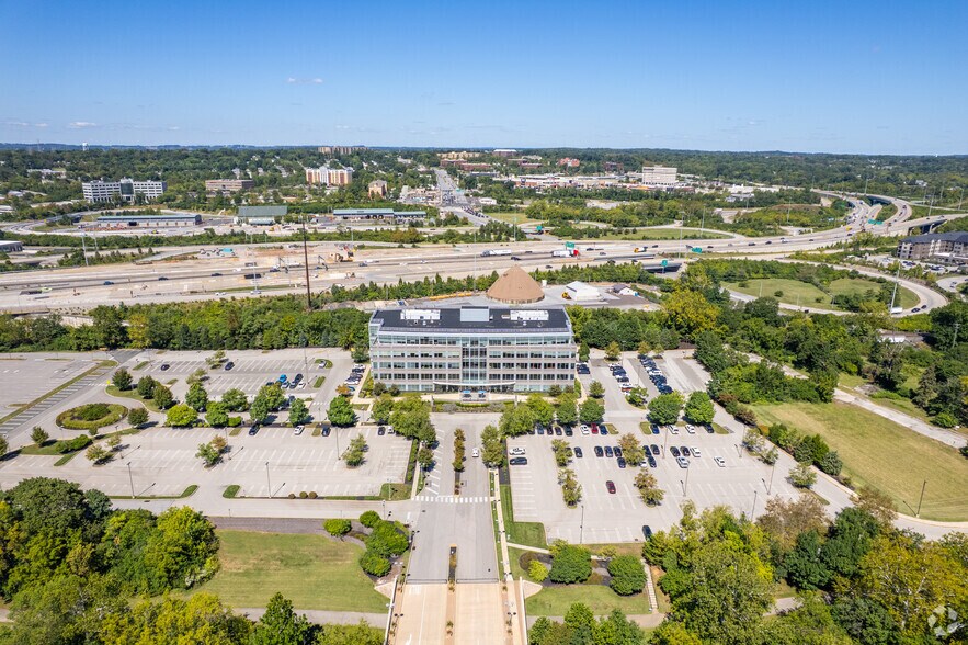 More Photos Of 4000 Chemical Rd, Plymouth Meeting Unknown For Lease