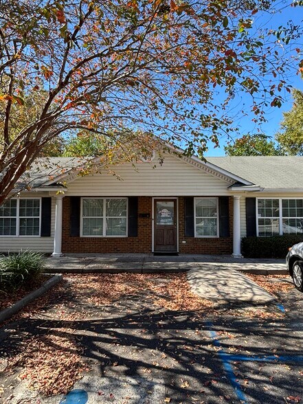 More Photos Of 415 Cowart Ave, Valdosta Office For Sale