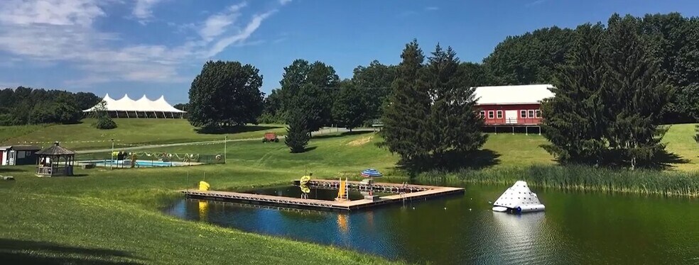 More Photos Of 232 White Oak Rd, Elizaville Specialty For Sale