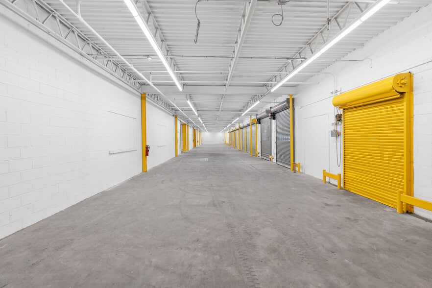 More Photos Of 14 Home News Row, New Brunswick Warehouse For Lease
